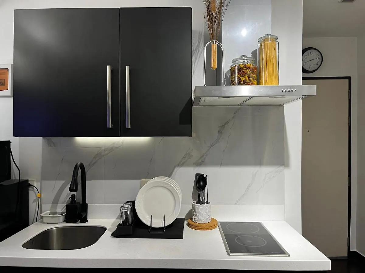Ξενοδοχείο με διαμερίσματα Prime Posh Downtown Condo Mandaluyong